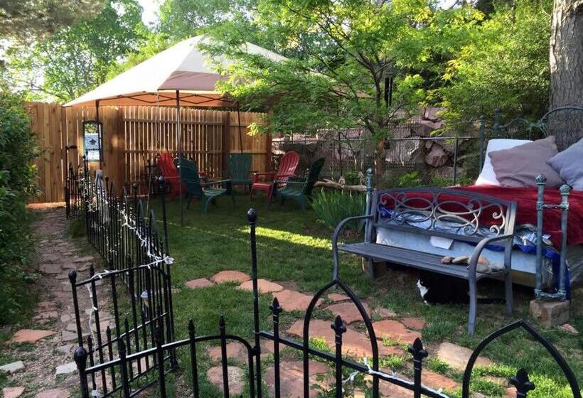 Номер Deluxe, Mystic Portal 420 Guesthouse