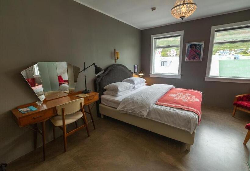 اتاق استاندارد, Siglunes