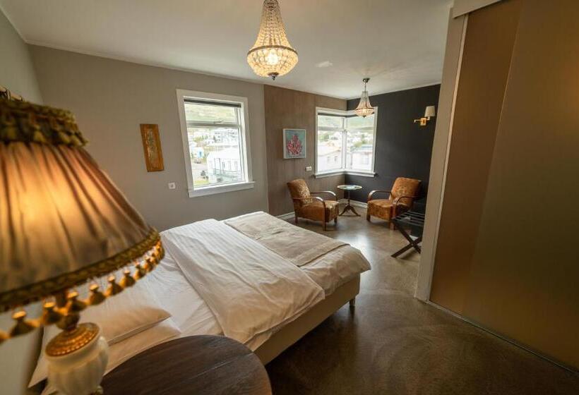 اتاق استاندارد, Siglunes