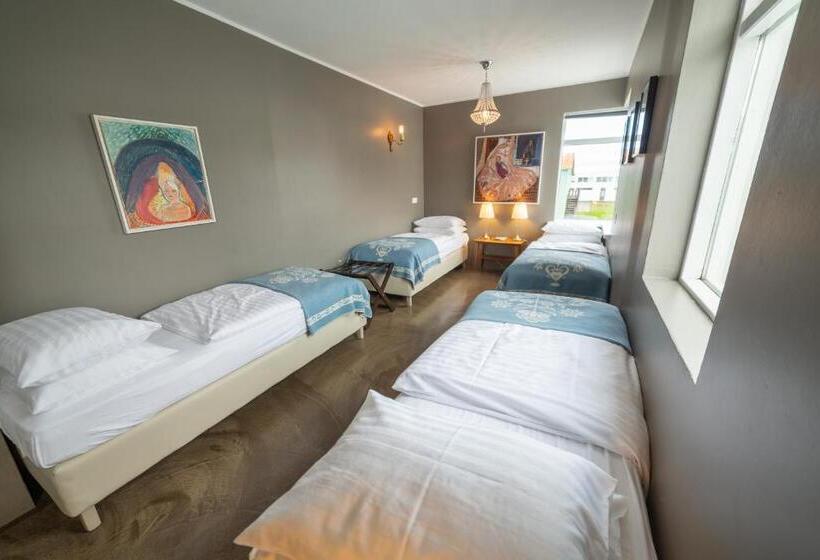 اتاق خانوادگی, Siglunes