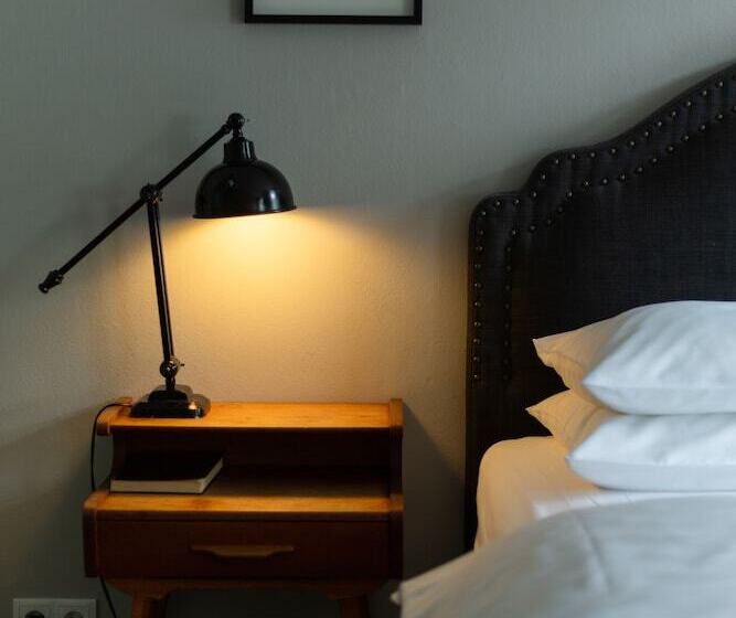 اتاق استاندارد, Siglunes