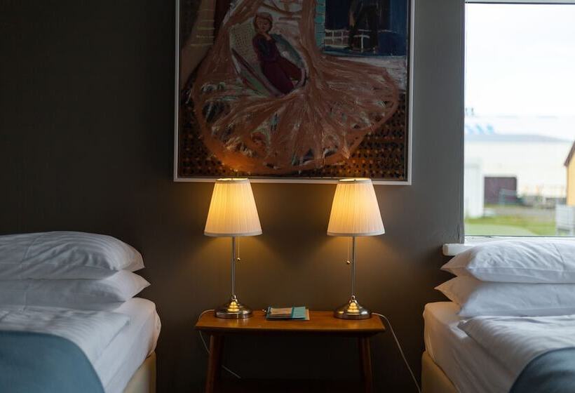 اتاق خانوادگی, Siglunes