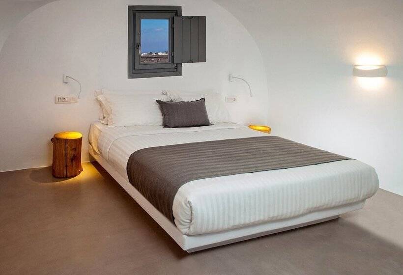 جناح سوبيريور مطل علي البحر, Alunia Incognito Suites  Adults Only