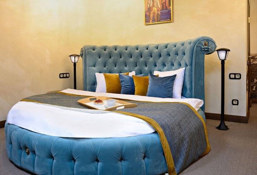 חדר משפחתי, Boutique Hotel Chemodanov