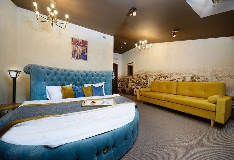 חדר משפחתי, Boutique Hotel Chemodanov