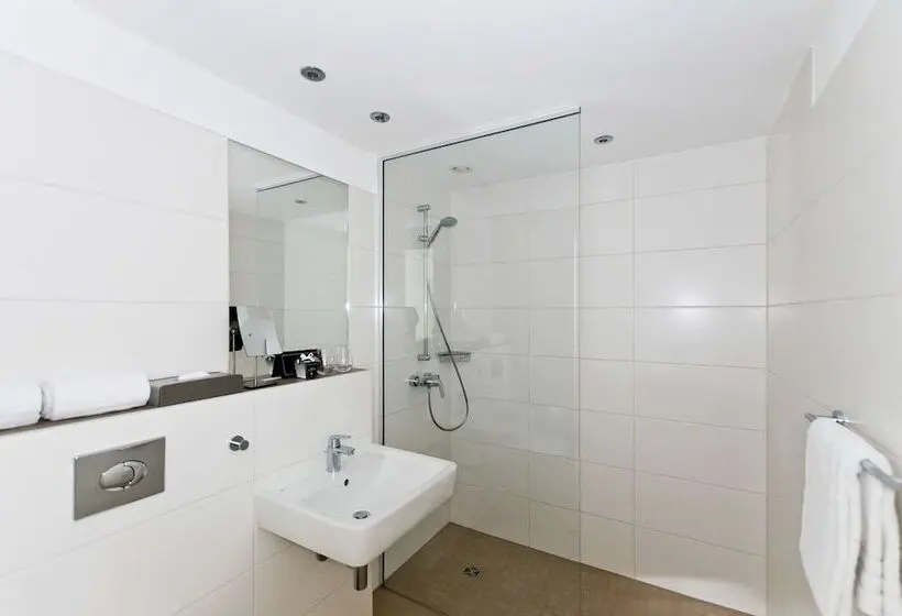 スーペリアールーム, Elaya Apartments Stuttgart Boeblingen Ehemals Arthotel Ana Living Boeblingen
