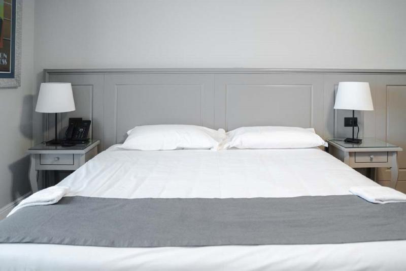 Deluxe Szoba, De Ville