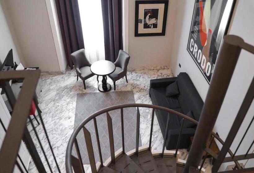 Négyágyas Deluxe Szoba, De Ville