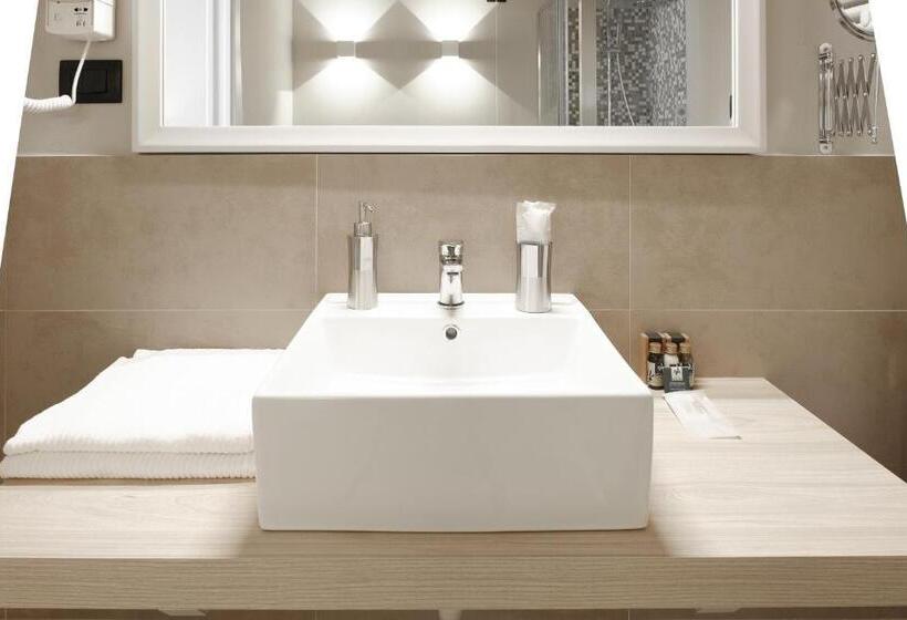 Deluxe Szoba, De Ville