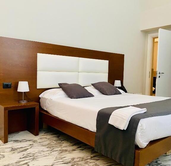 اتاق استاندارد با تخت بزرگ, De Ville