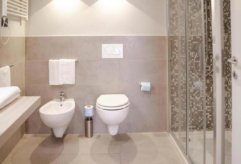 Standard Szoba King Size Bed, De Ville