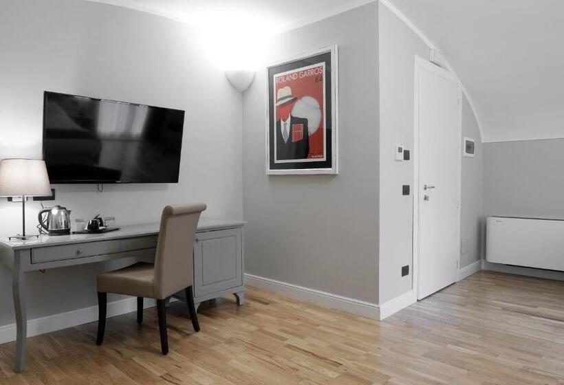 Standard Szoba King Size Bed, De Ville