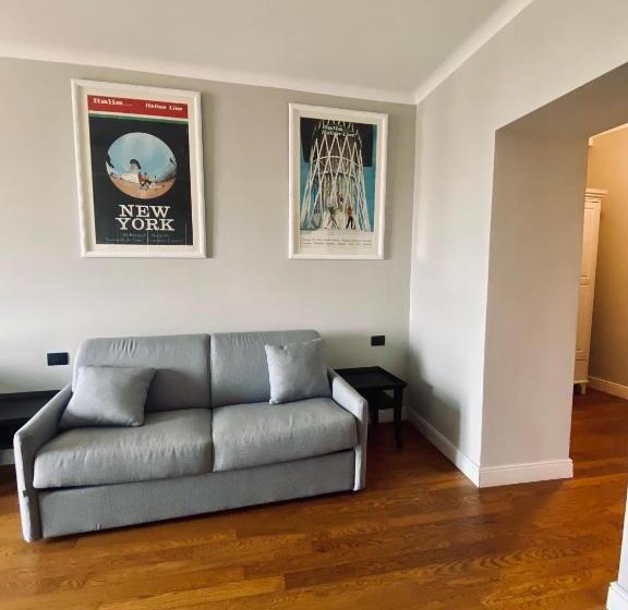 Superior Szoba King Size Bed, De Ville