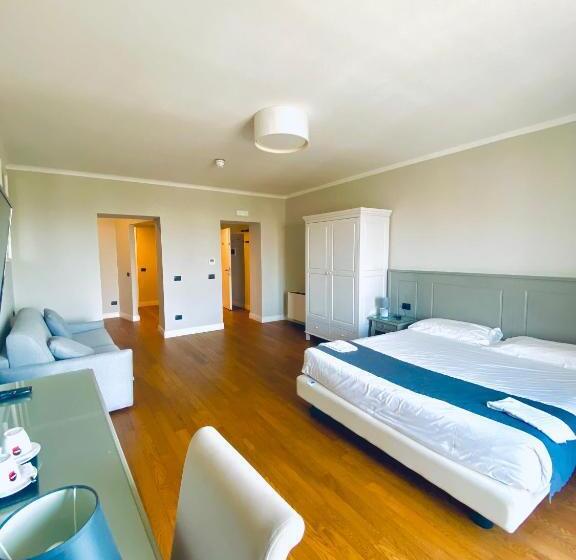 Superior Szoba King Size Bed, De Ville