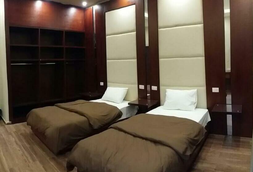 اتاق استاندارد, Grand Palace