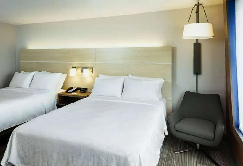 身障者適用スタンダードルーム, Holiday Inn Express & Suites   Medford, An Ihg