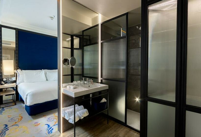 Номер Стандарт, Pestana Plaza Mayor Madrid
