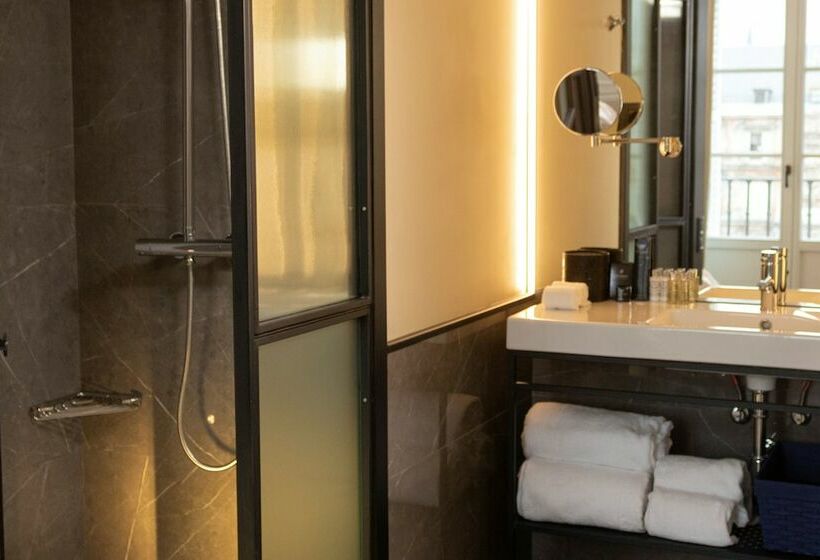 Номер Премиум, Pestana Plaza Mayor Madrid