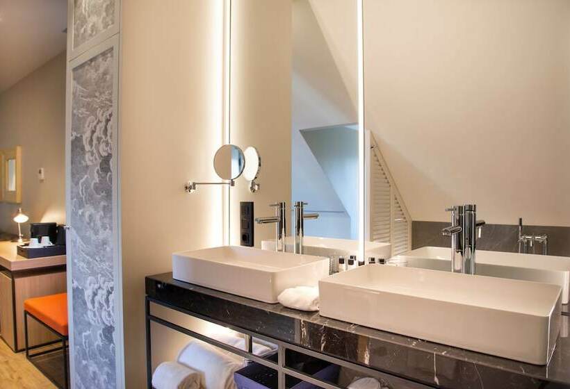 Люкс, Pestana Plaza Mayor Madrid