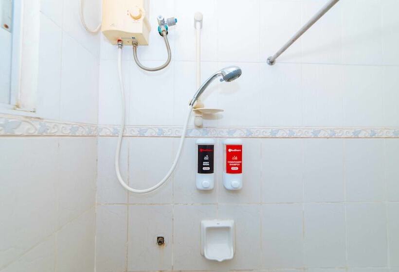 デラックスルーム, Reddoorz Near Walking Street Angeles City