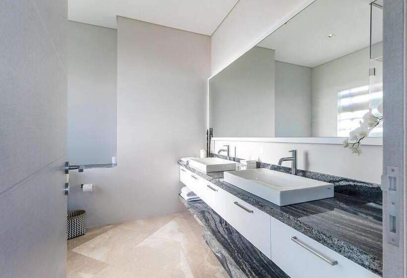 شقة دور أخير غرفة نوم واحدة, The Double View Mansions Bali