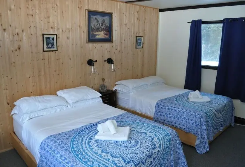 ２ダブルベッドのスタンダードルーム, Dwight Riverside Inn