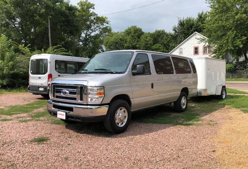 غرفة قياسية, Town N  Country Motel