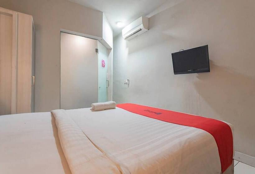 标准间, Reddoorz Plus Near Asia Afrika 3