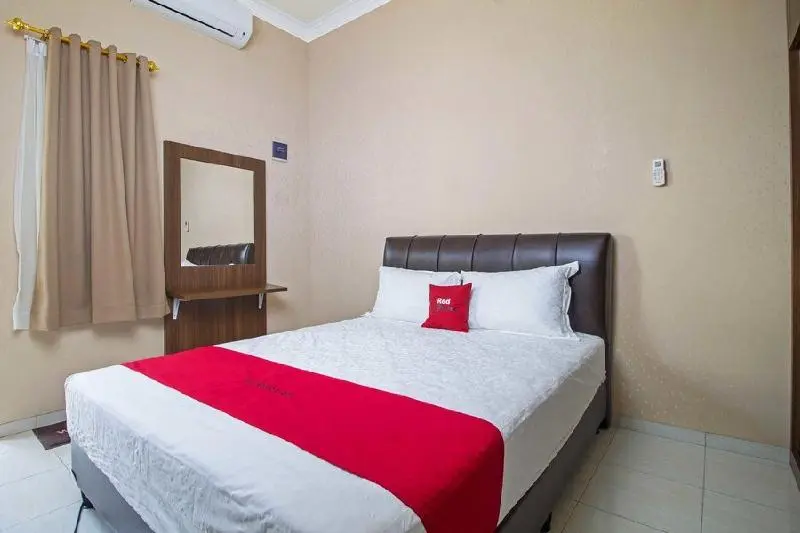スタンダードルーム, Reddoorz Syariah Near Mercu Buana University