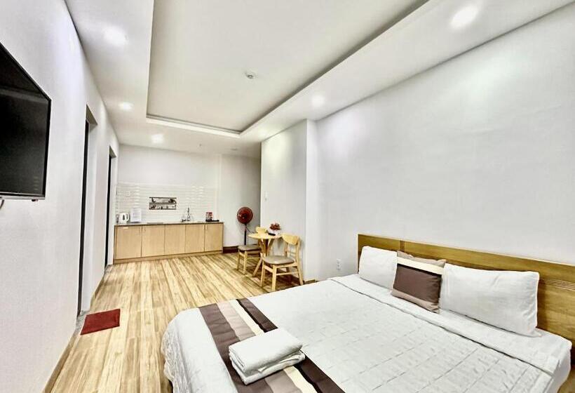 اتاق سوپریور, The Jade Hotel Near Tan Son Nhat Airport