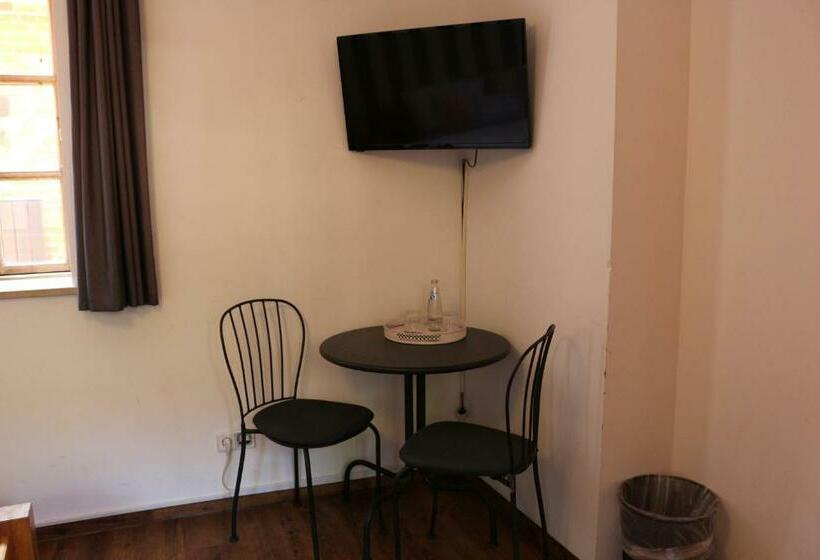 标准间, Altstadtcafé Und Pension
