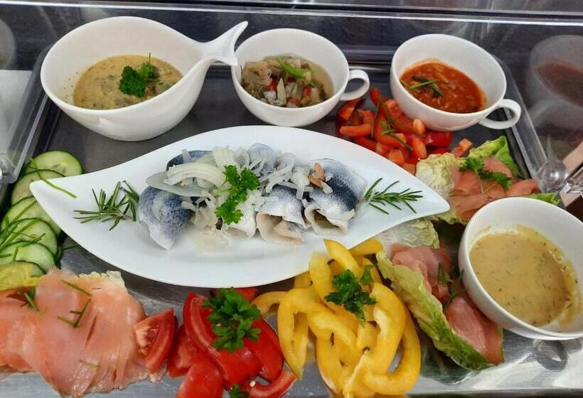 Семейный Номер, Altstadtcafé Und Pension