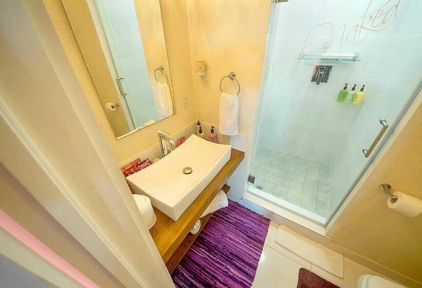 اتاق سوپریور با چشمانداز استخر, Hidden Gem Barbados