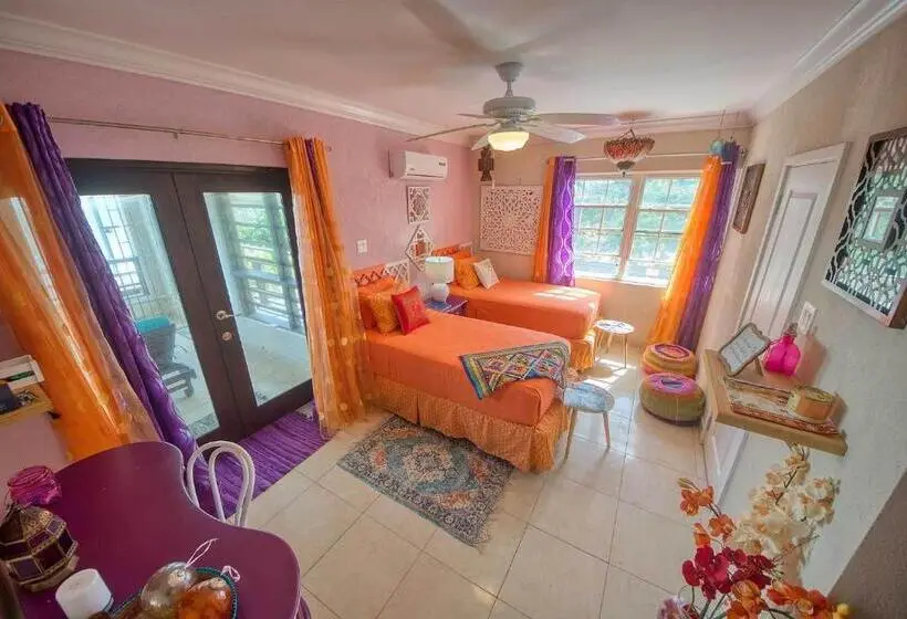 اتاق سوپریور با چشمانداز استخر, Hidden Gem Barbados