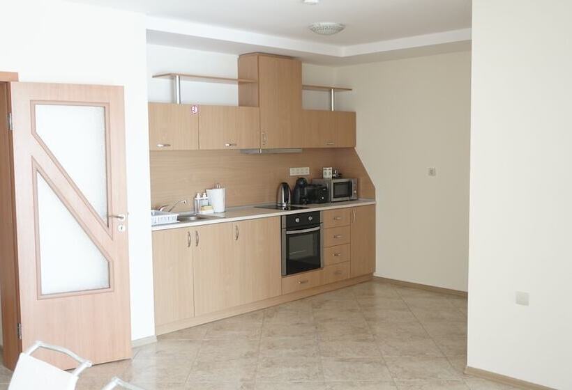 带1个卧室的舒适公寓, Calithea Complex