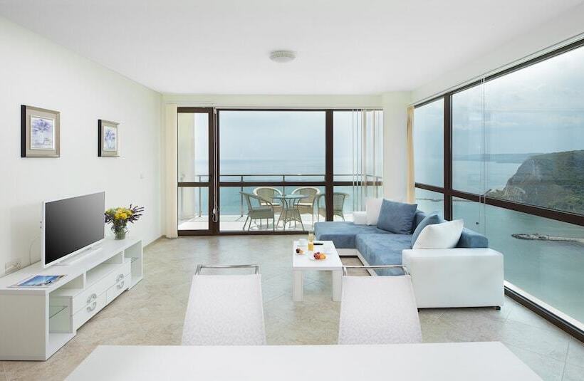 带2个卧室带海景的公寓, Calithea Complex