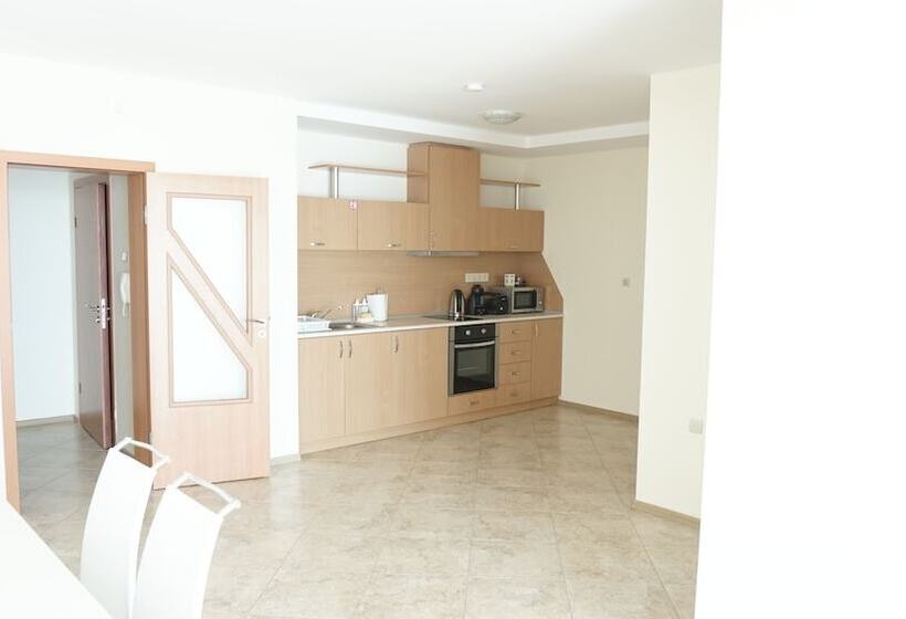 带1个卧室的舒适公寓, Calithea Complex