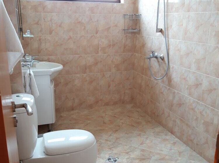 带2个卧室带海景的公寓, Calithea Complex