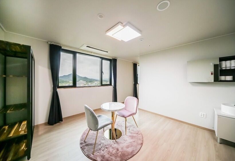 スイート, Cm Park