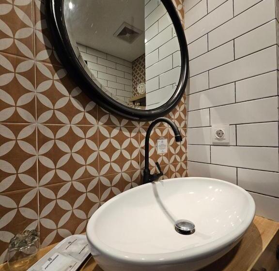 חדר דלוקס, Fortunagrande Jember