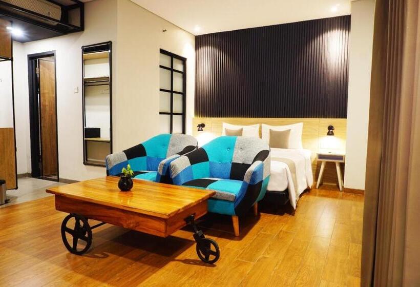 חדר סטנדרט עם מיטת קינג, Fortunagrande Jember