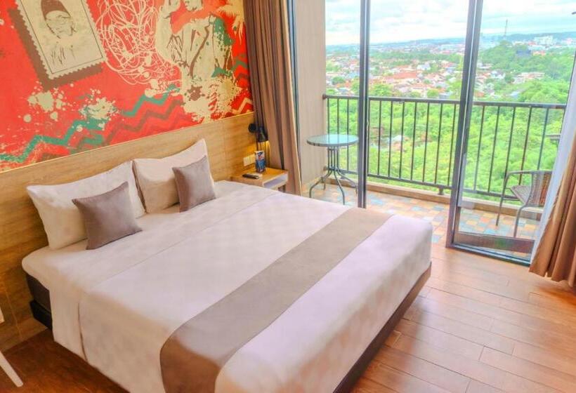 חדר סטנדרט עם מרפסת, Fortunagrande Jember