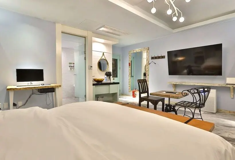 スイート, February Hotel Gimhae