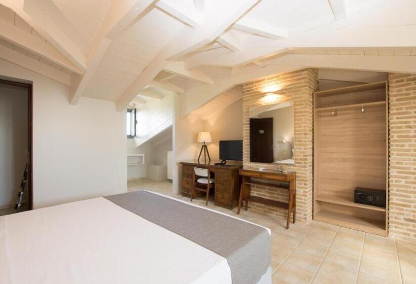 آپارتمان 2 خوابه, Golden Coast Resort