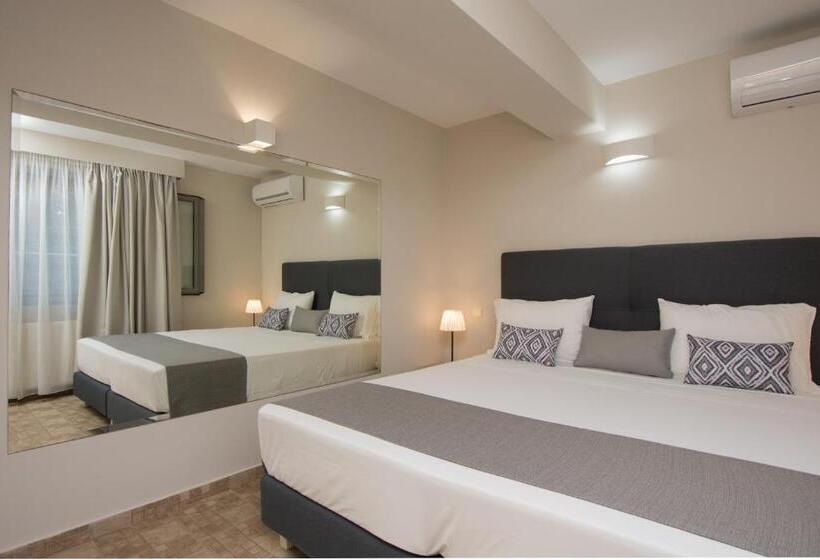 سوییت با استخر, Golden Coast Resort