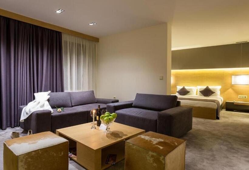 سوییت سوپریور, Rilets Resort & Spa