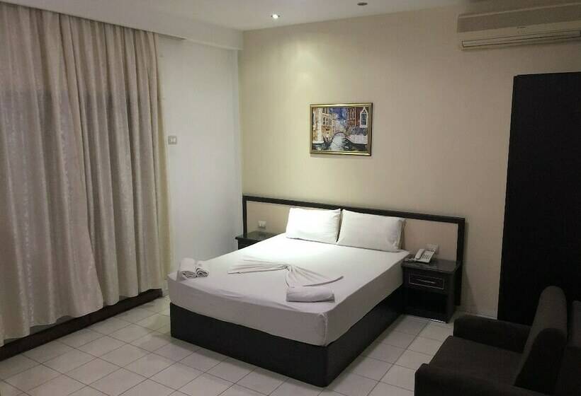 חדר משפחתי, Sunrise Hotel çameria