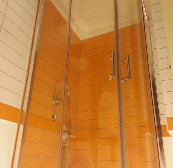 اتاق استاندارد سه نفره, Antares Bed And Breakfast