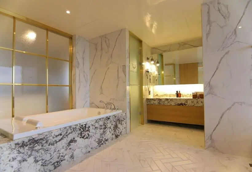 Royal-sviitti, Suncheon Hotel Gite