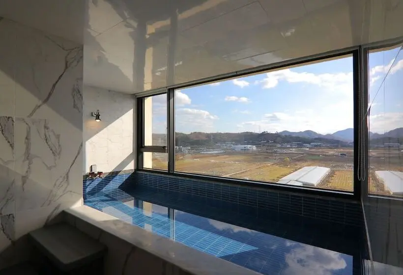 Royal-sviitti, Suncheon Hotel Gite